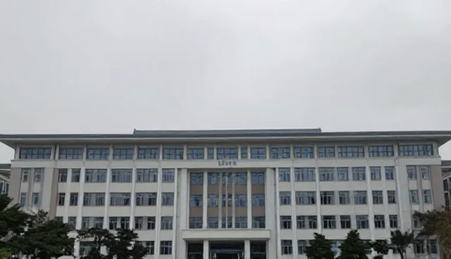 多规模场景下的性能表现与成本控制策略